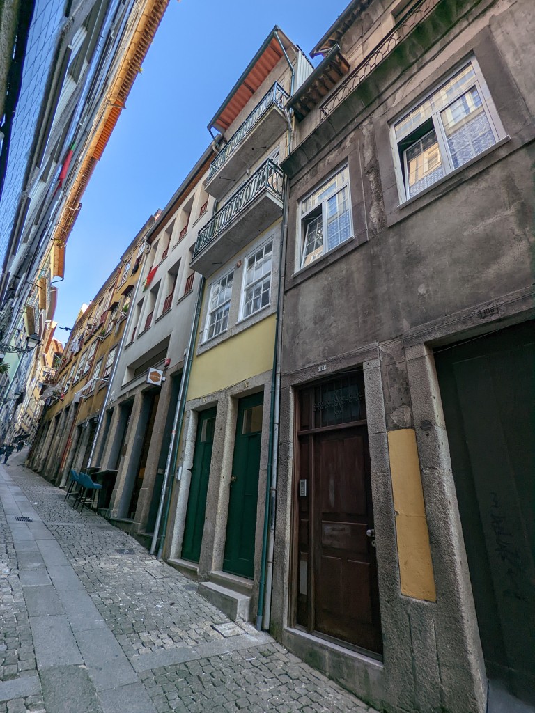 House 9